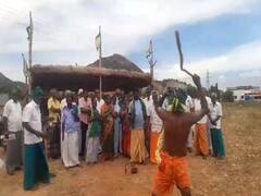 திண்டுக்கல்லில் சாமியிடம் குறி கேட்டு நூதன போராட்டத்தில் ஈடுபட்ட விவசாயிகள்