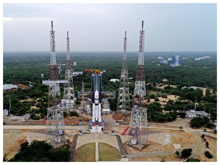 Chandrayaan 3 Launch Countdown of Chandrayaan-3 begins how rocket works why landing is dangerous every information Moon Mission Chandrayaan 3 Launch: 'मिशन चंद्रयान-3' का काउंटडाउन शुरू, कैसे काम करता है रॉकेट और क्यों खतरनाक है लैंडिंग- जानें हर बड़ी बात