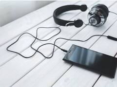 ਕੁਝ ਈਅਰਫੋਨਾਂ ਵਿੱਚ 1, ਕੁਝ ਵਿੱਚ 2 ਅਤੇ ਕੁਝ ਦੇ ਜੈਕ 'ਤੇ 4 ਹੁੰਦੇ ਨੇ ਰਿੰਗ , ਜਾਣੋ ਕੀ ਹੈ ਮਤਲਬ