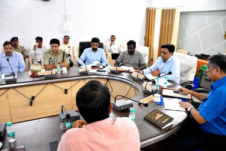 A meeting was held regarding Bhadravi Poonam Fair to be held at Ambaji Temple Banaskantha: અંબાજી ખાતે યોજાનાર ભાદરવી પૂનમના મેળાને લઈને સામે આવ્યા મોટા સમાચાર