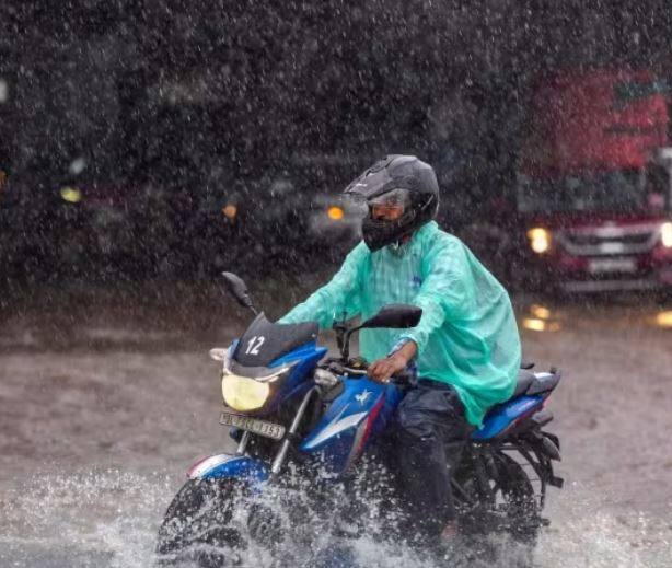 हवामान विभागानं दिलेल्या अंदाजानुसार, पुढचे चार ते पाच दिवस राज्यात पावसाची शक्यता आहे.