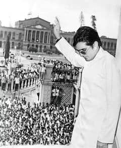 हिंदी सिनेमा का वो सितारा जिसने बैक टू बैक दी 17 हिट फिल्में, अक्षय-सलमान कोई नहीं तोड़ पाया ये रिकॉर्ड