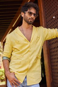 किसी ने दिखाया गुस्सा तो किसी ने सौतेली मां को समझा 'दुष्ट औरत', जब पिता की दूसरी शादी से आग बबूला हुए ये सितारे