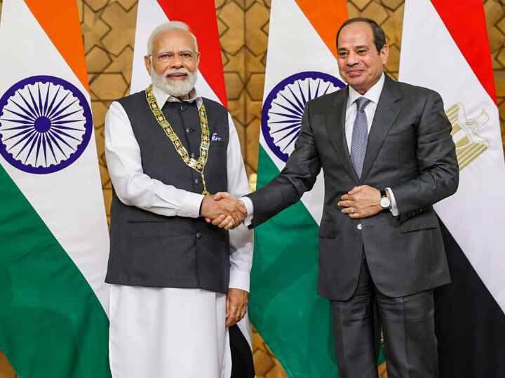 साल 2023 में पलाऊ गणराज्य एबाकल पुरस्कार मिस्र का सर्वोच्च राजकीय सम्मान 'ऑर्डर ऑफ नाइल (Order of Nile) से सम्मानित किया गया.