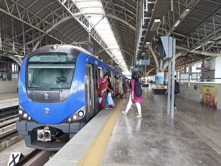 Contract Agreement Signed for construction of Metro Stations in Corridor 3 of CMRL Phase 2 Project Chennai Metro Rail: வடசென்னைக்கு வரப்பிரசாதம்! அடுத்த கட்டத்துக்குச் சென்ற மெட்ரோ ரயில் பணி: எவ்வளவு வேகம் பாருங்க!