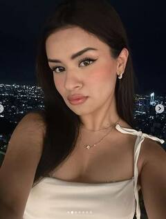 Avneet Kaur: ਅਵਨੀਤ ਕੌਰ ਨੇ ਡੀਪਨੇਕ ਡਰੈੱਸ ਪਾ ਕੇ ਕੈਮਰੇ ਦੇ ਸਾਹਮਣੇ ਦਿੱਤੇ ਸੈਕਸੀ ਪੋਜ਼, ਬੋਲਡਨੈੱਸ ਨੇ ਇੰਟਰਨੈੱਟ ਦਾ ਪਾਰਾ ਕੀਤਾ ਹਾਈ