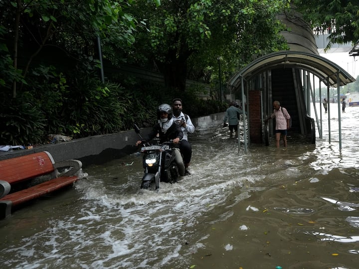 Non-essential government offices, schools and colleges have been closed till Sunday. The city government has banned the entry of heavy goods vehicles, barring those carrying essential items. (Source: PTI)