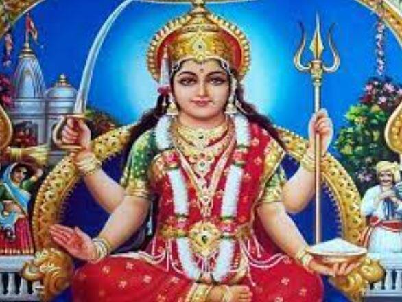 મા સંતોષીના વ્રત માટે કેટલાક નિયમો બનાવવામાં આવ્યા છે, જેનું પાલન વ્રત કરનાર વ્યક્તિએ કરવું જરૂરી છે. શુક્રવારે રાખવામાં આવતા મા સંતોષીના વ્રતમાં ભૂલો ટાળવી જોઈએ, તો જ તમારા પરિવારમાં સુખ અને સમૃદ્ધિ આવશે.