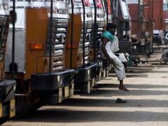 दिल्ली में बड़ी गाड़ियों की एंट्री पर बैन, जरूरी सामानों की सप्लाई चरमराने की आशंका 