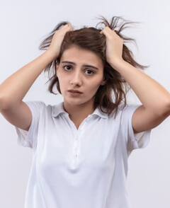 White hair: ਜਵਾਨੀ 'ਚ ਹੀ ਹੋ ਰਹੇ ਚਿੱਟੇ ਵਾਲ ਤਾਂ ਕਾਲੇ ਕਰਨ ਲਈ ਤੁਰੰਤ ਸ਼ੁਰੂ ਕਰੋ ਇਹ ਕੰਮ