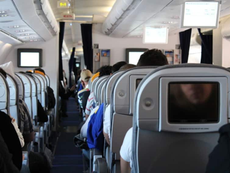 Severe Turbulence Rocks US Allegiant Airlines Flight Florida Passengers Left With Broken Bones Severe Turbulence Rocks US Flight, Passengers Left With 'Broken Bones': Report