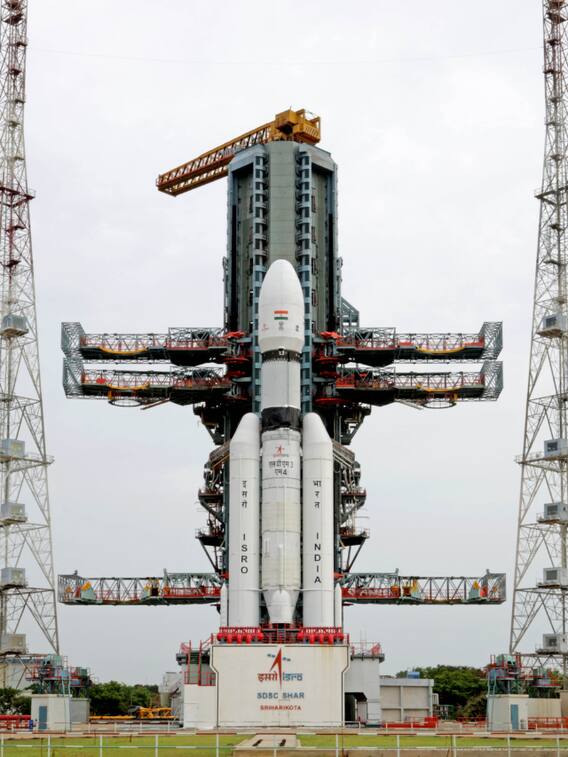 Chandrayaan 3 को जमीन से चांद तक भेजने में लगे इतने रुपये