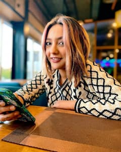 बेहद मोटी हो गई थीं Bigg Boss OTT 2 की वाइल्ड कार्ड कंटेस्टेंट Aashika Bhatia, एक्ट्रेस के ट्रांसफॉर्मेशन की तस्वीरें कर देंगी हैरान