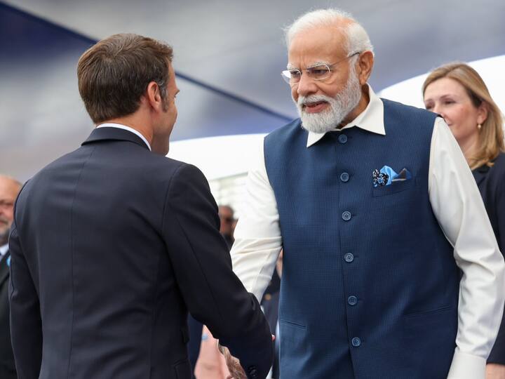 PM Modi received a ceremonial reception at the Elysee Palace. The French National Day, also known as Bastille Day, holds a significant place in French history as it commemorates the storming of the Bastille prison during the French Revolution in 1789. Image Source: MEA