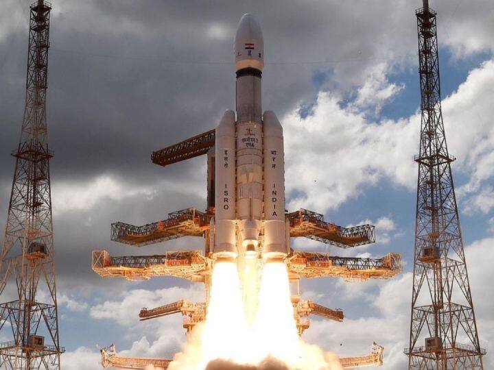 Chandrayaan 3 Launch ISRO Chief S Somnath Scientist PM Modi Mallikarjun Kharge Jitendra Singh Reacts Ten Points Chandrayaan 3 Launch: ऐतिहासिक मिशन पर चंद्रयान-3, इसरो चीफ ने बताया कब होगी चंद्रमा पर सॉफ्ट लैंडिंग? बड़ी बातें