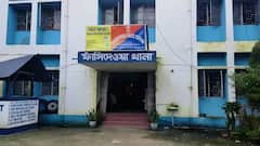 ফাঁসিদেওয়ায় ধারাল অস্ত্র দিয়ে কুপিয়ে খুন স্ত্রীকে, থানায় আত্মসমর্পণ যুবকের