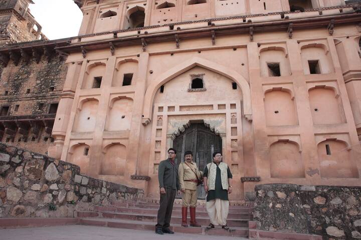 দেবের ছবির টিজার প্রকাশ্যে আসতে অনেকেই তাঁর প্রশংসা করেছেন। অনেকে যেমন শুভেচ্ছা জানিয়েছেন তাঁকে, তেমনই অনেকে বলছেন, ছবি মুক্তির জন্য অধীর আগ্রহে অপেক্ষা করছেন তাঁরা।
