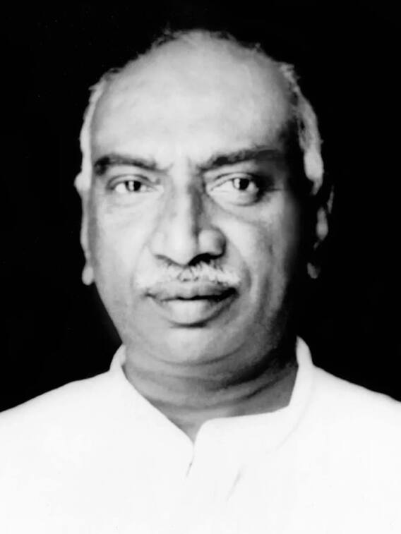 காமராஜரின் வாழ்க்கை வரலாறு