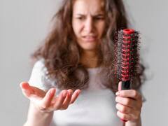 मानसून में झड़ने लगे हैं बाल? अपनाएं ये 4 आसान घरेलू उपाय, समस्या से जल्दी मिलेगा छुटकारा