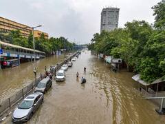 Delhi Floods: Army Jawans, Labourers Seal Breached Embankment At Indraprastha Regulator — Photos