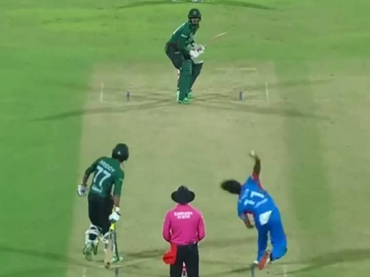 Karim Janat Scalps Hat-Trick Against Bangladesh But Afghanistan Lost Match By 2 Wickets Watch Last Over Drama WATCH: आखिरी ओवर में अफगान गेंदबाज ने ली हैट्रिक, लेकिन बांग्लादेश ने 1 गेंद पहले मैच को किया अपने नाम, देखिए पूरा रोमांच