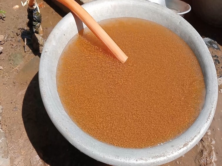 Thiruvarur thiruthuraipoondi near yellow colour drinking water issue TNN Thiruvarur: மஞ்சள் நிறத்தில் வரும் குடிநீர்... திருத்துறைப்பூண்டி அருகே  மக்கள் அச்சம்