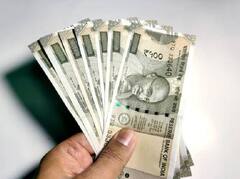 Investment Tips: SBIની FD કે પોસ્ટ ઓફિસ ટર્મ ડિપોઝિટ સ્કીમ, ક્યાં રોકાણ કરવા પર 5 વર્ષે મળશે વધારે રિટર્ન, જાણો