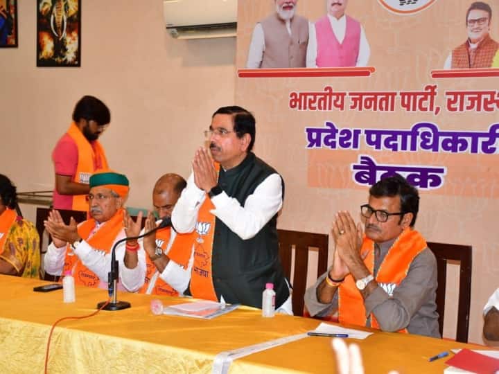 Rajasthan Election 2023 bjp fight in Assembly election with new plan after prahlad joshi meeting ann Rajasthan Elections 2023: राजस्थान में BJP ने बनाया चुनाव का नया प्लान, जानें क्या है 'टोली अभियान' जिसके जरिए जनता को साधेगी पार्टी