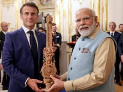 PM Modi France Visit: सर्वोच्च सम्मान और ऐतिहासिक लूव्र म्यूजियम में भोज, तस्वीरों में देखें पीएम मोदी का फ्रांस दौरा