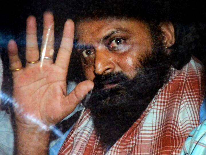 ED will interrogate PLFI supremo dinesh gope both wives regarding crores of  rupees | इस नक्सली के पास कहां से आई करोड़ों की दौलत? अब दोनों पत्नियां ED  के सामने उगलेंगी सच!