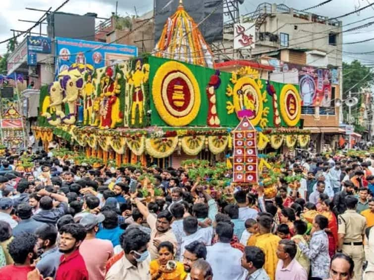 importance and significance of Lal Darwaza Bonalu Celebrations , know in details Lal Darwaza Bonalu 2023: జూలై 16న పాతబస్తీ సింహవాహినికి బోనం - ఆషాడ అమావాస్యతో బోనాలు ముగింపు!