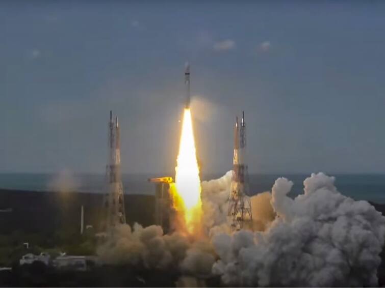 Chandrayaan 3 Updates First Orbit-Raising Manoeuvre Successfully Performed Spacecraft Health Normal ISRO Chandrayaan-3: First Orbit-Raising Manoeuvre Successfully Performed, Spacecraft Health Normal, Says ISRO