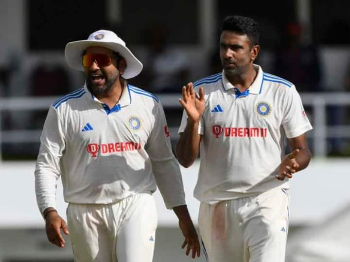 Indian Cricket Team Bowling Coach Paras Mhambrey On Ravi Ashwin IND vs WI Latest Sports News IND vs WI: टीम इंडिया के बॉलिंग कोच का बयान, कहा- रवि अश्विन हमारे सबसे बड़े मैच विनर्स में एक...