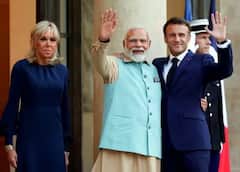 PM Modi France Visit: राष्ट्रपती मॅक्रॉन यांना सितार, तर पंतप्रधान एलिझाबेथ यांना मार्बल टेबल; फ्रान्स दौऱ्यात पंतप्रधान मोदींकडून खास गिफ्ट