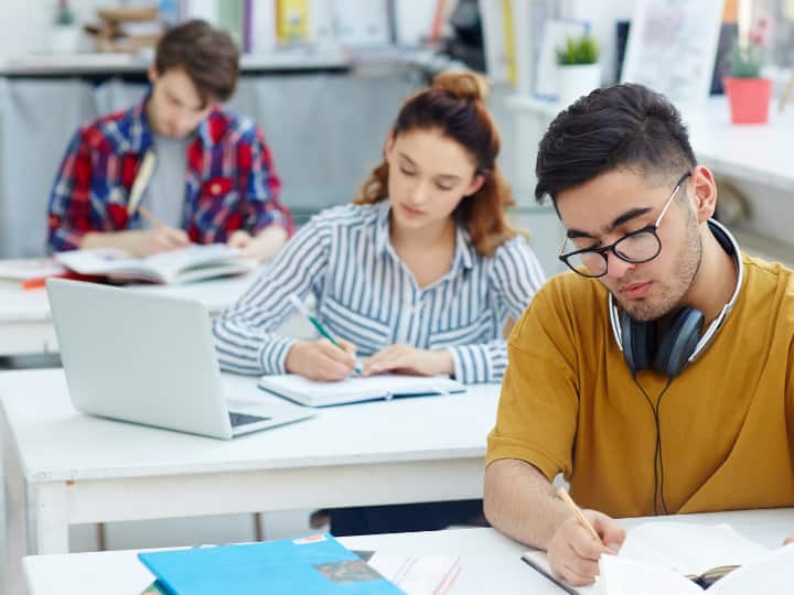 राजस्थान में वन टाइम रजिस्ट्रेशन फीस लागू, अब प्रतियोगी परीक्षा के लिए बार-बार नहीं करनी होगी जेब ढीली One Time Registration Fees for competitive exam in rajasthan राजस्थान में वन टाइम रजिस्ट्रेशन फीस लागू, अब प्रतियोगी परीक्षा के लिए बार-बार नहीं करनी होगी जेब ढीली