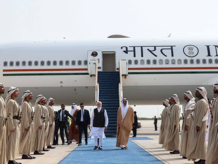 PM Narendra Modi Dubai Visit PM Modi receives warm welcome by President Sheikh Mohamed PM Modi Dubai Visit: ప్రధాని మోదీ యూఏఈ పర్యటనపై ఎన్నో అంచనాలు, ఆ రంగంలో కీలక ఒప్పందాలు!