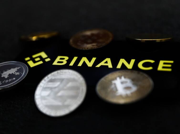 Crypto Giant Binance Lays Off Employees Amid US SEC Investigations, Regulatory Pressure: Report Crypto Giant Binance Lays Off Over 1,000 Employees Amid Investigations, Regulatory Pressure: Report