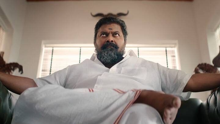 இப்படத்தில் அதிதி ஷங்கர், சரிதா, மிஸ்கின் உள்ளிட்டோர் முக்கியக் கதாபாத்திரங்களில் நடித்துள்ளனர்.