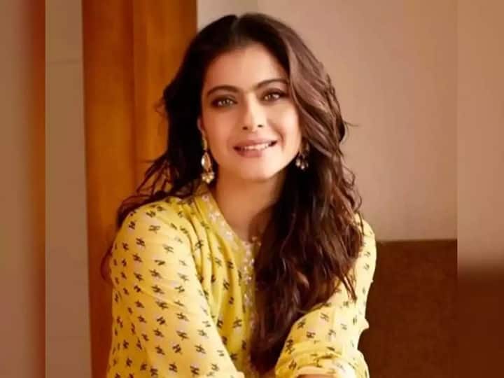 काजोल बॉलीवुड के उन चुनिंदा चेहरों में शामिल हैं, जिन्हें भारत के चौथे सबसे बड़े सम्मान पद्मश्री से नवाजा जा चुका है. उन्हें यह सम्मान 2011 में मिला था.