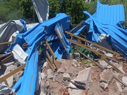 Trichy: Dargah demolition, Muslims besiege the district collectors office Trichy: திருச்சியில் தர்கா இடிப்பு... மாவட்ட ஆட்சியர் அலுவலகத்தை முற்றுகையிட்ட இஸ்லாமிய மக்கள்!