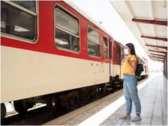 ट्रेन टिकट से जुड़ा ये नियम जानते हैं आप? अगर ये गलती की तो होगी 3 साल की सजा और 10 हजार का जुर्माना