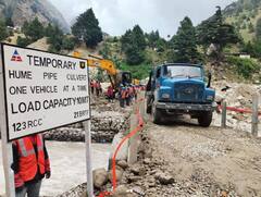 भारी बारिश के कारण उत्तराखंड में चीनी सीमा से लगते गांव में पुल बहा, BRO ने अस्थाई रास्ता किया तैयार