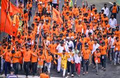 Kanwar yatra 2023: महादेव के दर्शन करने कांवड़िए चले बाबा के धाम, तस्वीरों में देखें गजब नजारे