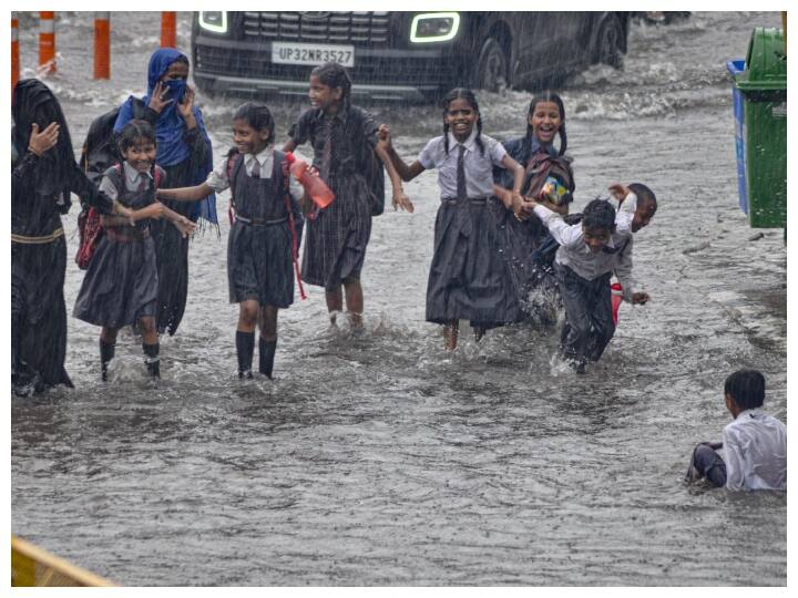 maharashtra rain update school closed today palghar thane raigad ratnagiri sindhudurg marahi news Maharashtra Rain: पालघर, ठाणे, रायगड, रत्नगिरी आणि सिंधुदुर्ग जिल्ह्यातील शाळा आज बंद; मुसळधार पावसाची शक्यता 