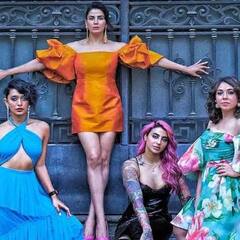 Women empowerment: মানসিক টানাপোড়েন থেকে জীবনের নানান ঘাত প্রতিঘাত, এই ছবি-সিরিজে শুধুই নারীত্বের উদযাপন