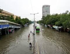 Monsoon Weather Update: અડધું ભારત વરસાદ અને પૂરથી પરેશાન, જુઓ આકાશી આફતની તસવીરો