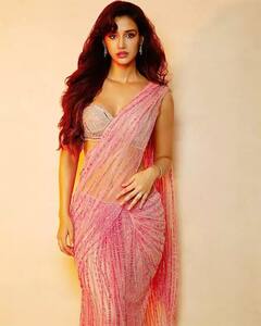 Disha Patani हुईं स्पॉट, Casual Look ने दीं Cool Vibes ENT LIVE