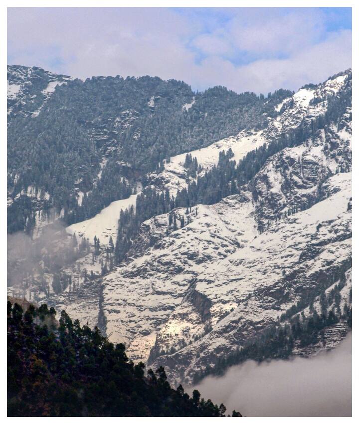 ये नदियां उत्तर की ओर बढ़ रही हैं जिसकी वजह से हिमालय बढ़ रहा है. जो ग्लोबल वॉर्मिंग का बहुत बड़ा संकेत है.
