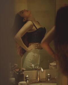 Adipurush Sonal Chauhan: ‘ఆదిపురుష్’ మండోదరి రీసెంట్ ఫొటోస్