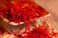 लाखों में मिलती है खाने की ये चीज़ें...क्या आप जानते हैं इनका नाम